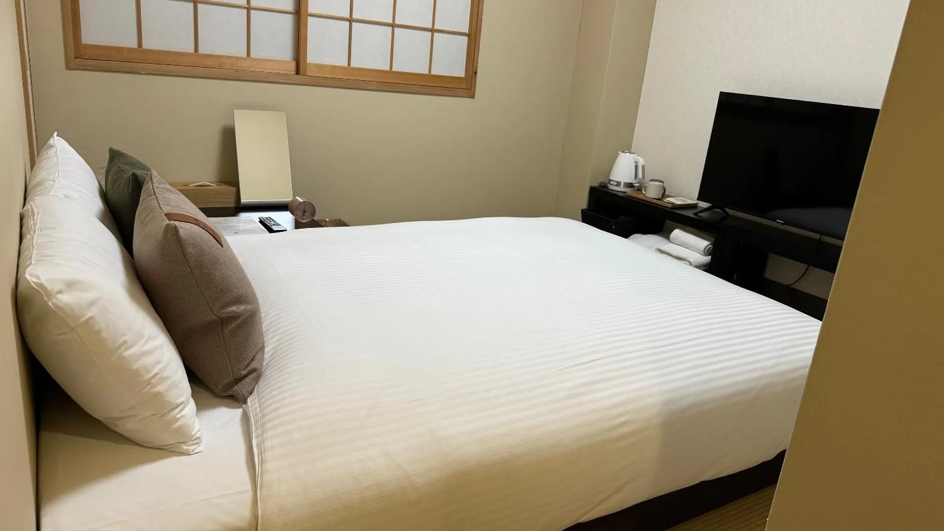 R Hotel-The Atelier Shinsaibashi East Osaka