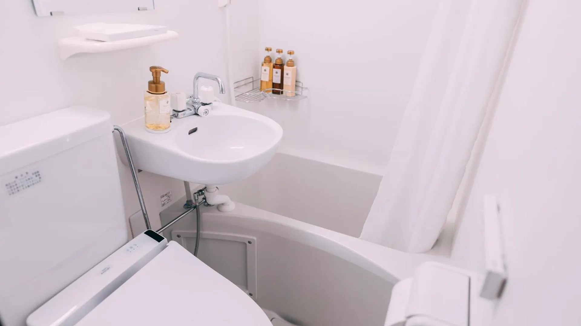 Hotel R Hotel-The Atelier Shinsaibashi East Osaka